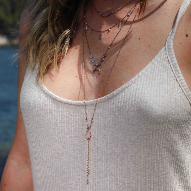 Collier long (sautoir ou bijou de dos) Victoria or rose Collier long (sautoir ou bijou de dos) Victoria or rose