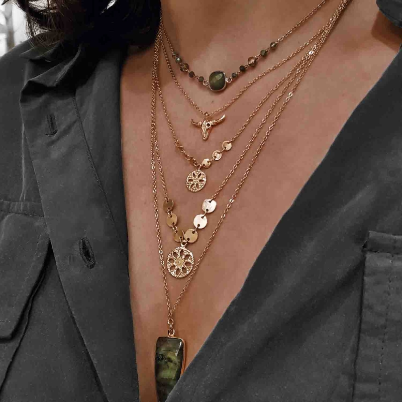 Collier long Flèche or Collier long Flèche or