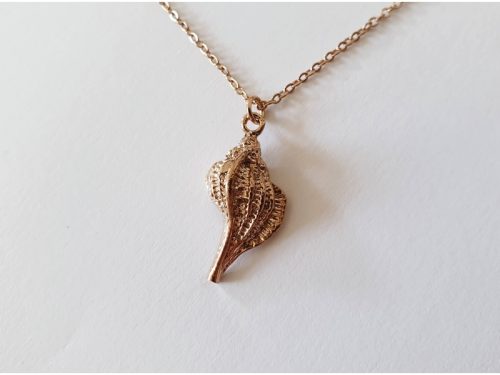 Collier Coquillage or rose