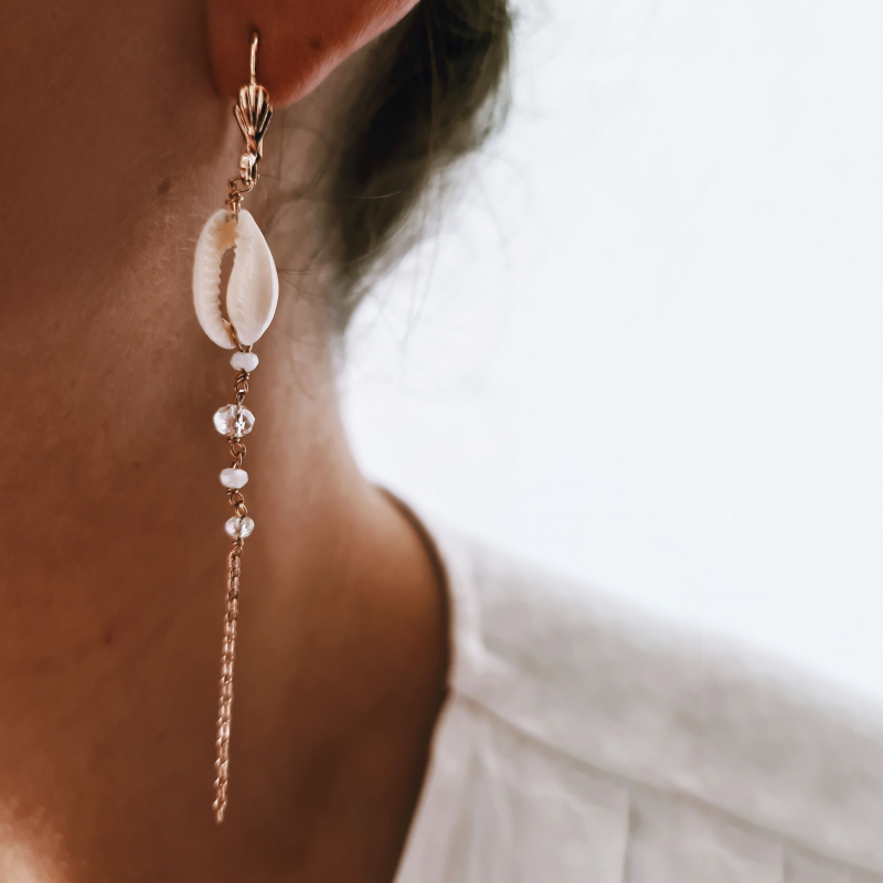 Boucles d'oreilles Victoria Cauri naturel or rose Boucles d'oreilles Victoria Cauri naturel or rose